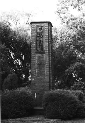Kriegerdenkmal Oldersum